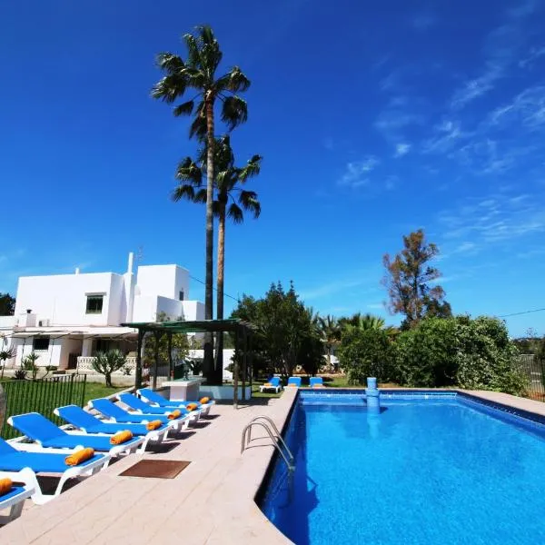 Villa Carvi, hotel Bahia de Sant Antoniban