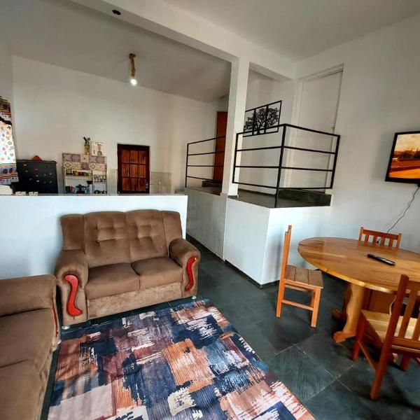 Casa inteira no centro de São Thomé das letras - Foto 4