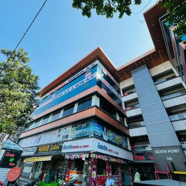 Hotel Pleasure, Hotel in Surat