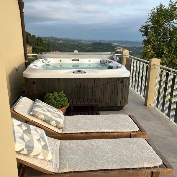PANORAMA TERAZZA CON JACUZZI, hotel in Rivalto