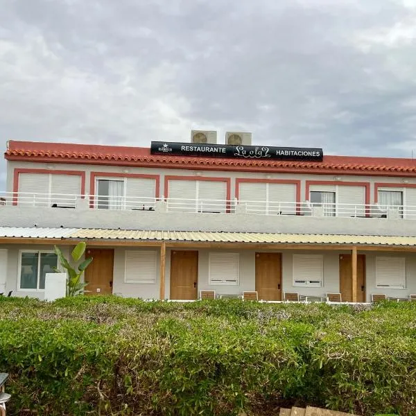 Pensión La Ola, hotel v destinaci Grao de Castellón