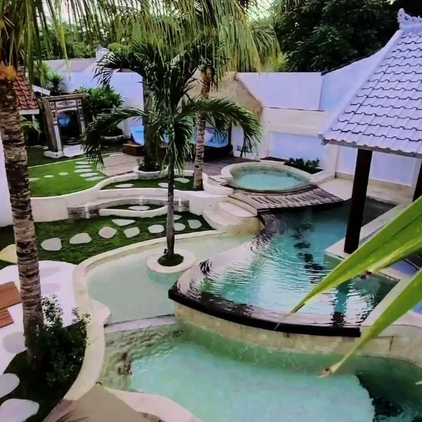 The White Key Luxury Villas, hotel v destinaci Gili Trawangan