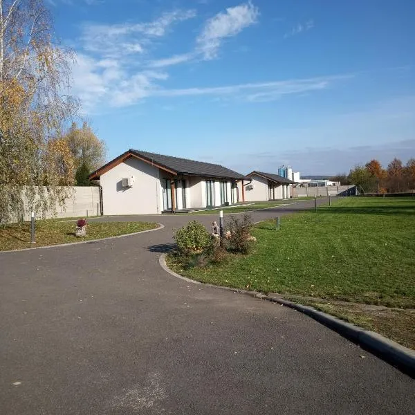 Apartmány Skleníky Spytihněv, hotel v destinaci Spytihněv
