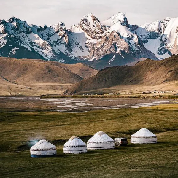 Yurt camp Kolsuu At Bashy, khách sạn ở Ornok