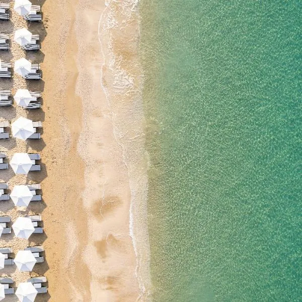 Barefoot Contessa, hotel v destinácii Lourdhata