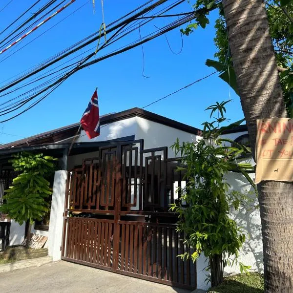 Loidas place, hotel in Talisay