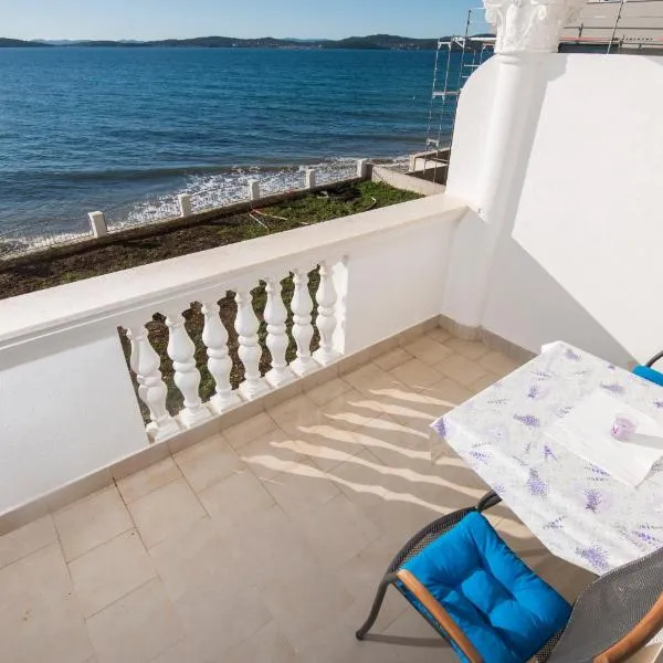 Vila Niko Dalmacija, hotel v destinaci Sukošan
