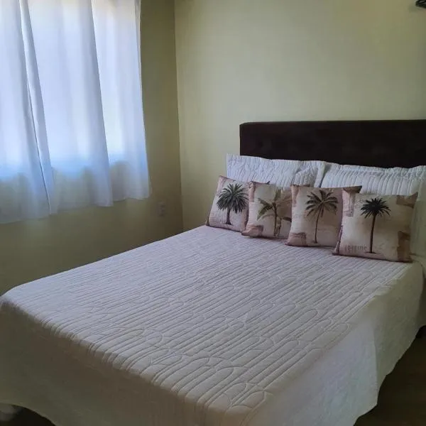 Casa de Praia- Village Dunnas- Bal. Gaivota-SC, hotel in Balneário Gaivotas