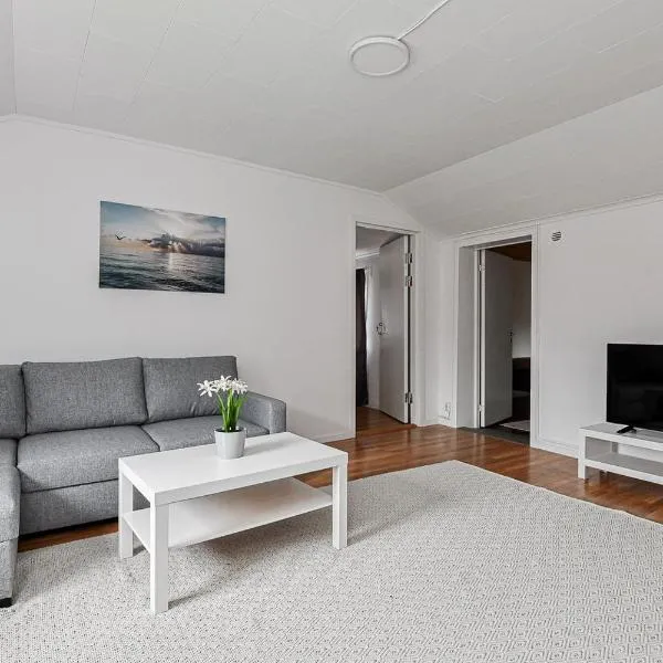 Komplett lägenhet med sjöutsikt, hotel v destinaci Malmön