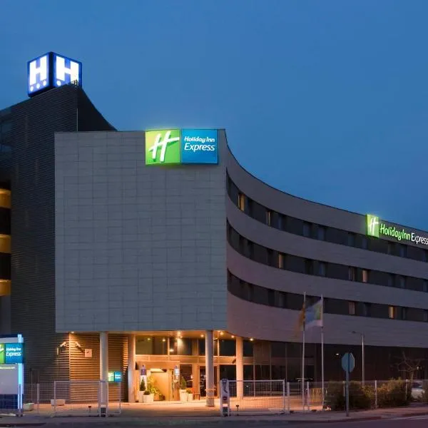 Holiday Inn Express Molins de Rei, an IHG Hotel, hotel in Vallirana