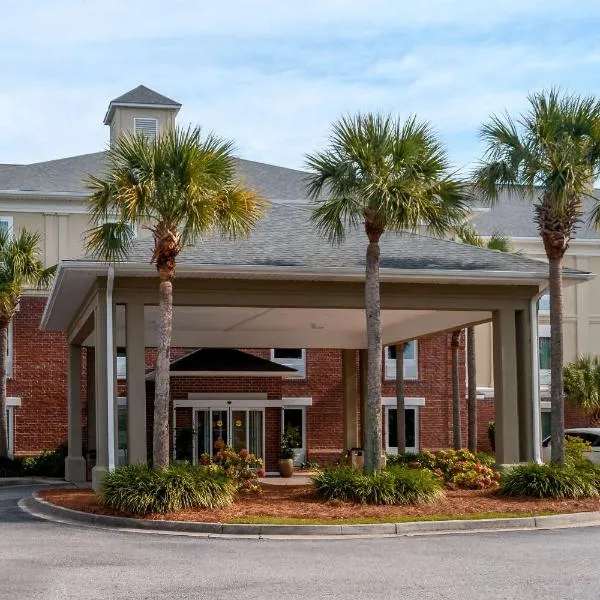 Comfort Inn & Suites Patriots Point, hotel in Whitehouse Plantation