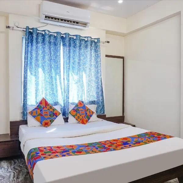 FabHotel Gokul Lodge, hotel in Karandi Khurd