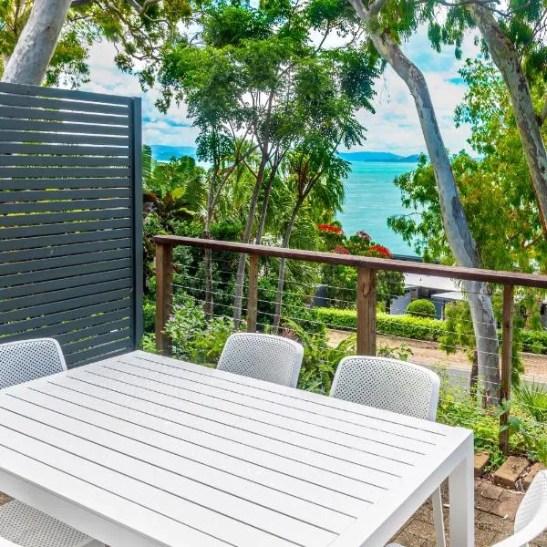 Sunset Waters Apartments, hotel in Hamilton Island