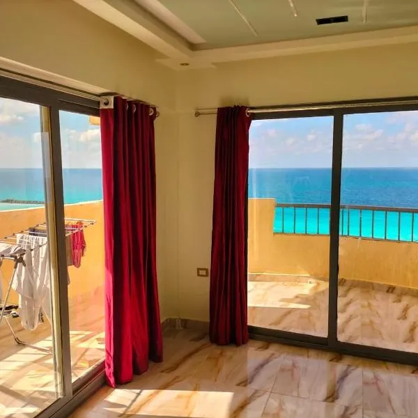 Flores casas de playa، فندق في كينج مريوط