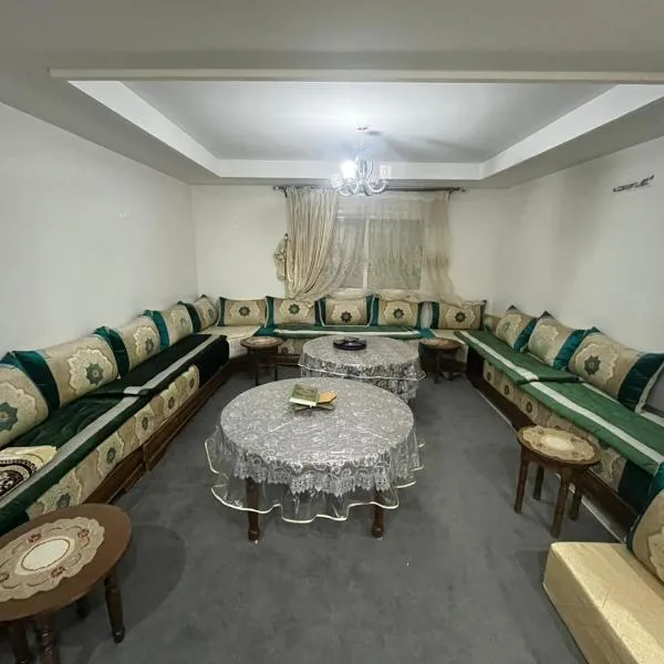 Annour Luxurious & Large apartment in Oujda Centre, hotel v destinaci Udžda