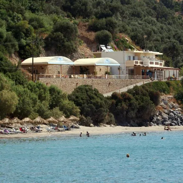 Santa Marina Apartments, hotel di Rodhákinon