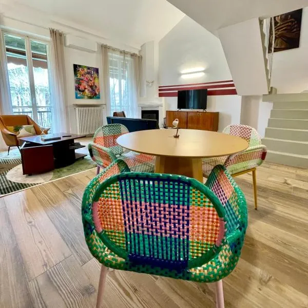 149 BORGO TICINO SUITE Attico di Lusso con Terrazzo e Parking Privato, hotel v destinaci Pavia