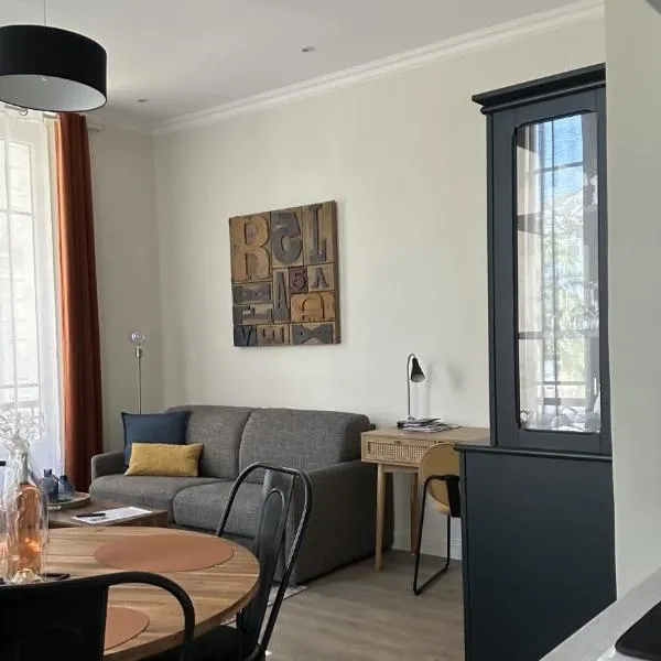 T2 Cosy Mirabeau, hôtel à Toulon