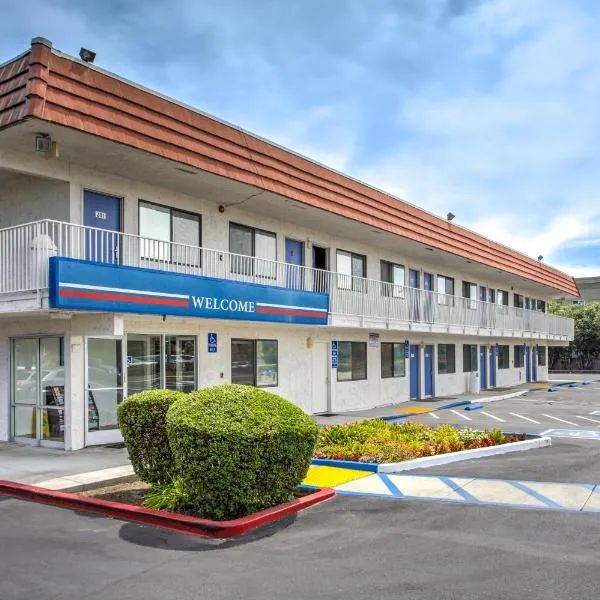 Motel 6-Vacaville, CA, готель у місті Вакавілл