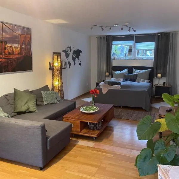 Modernes Appartement im Grünen - Stilvoll und komfortabel, hotel en Colonia