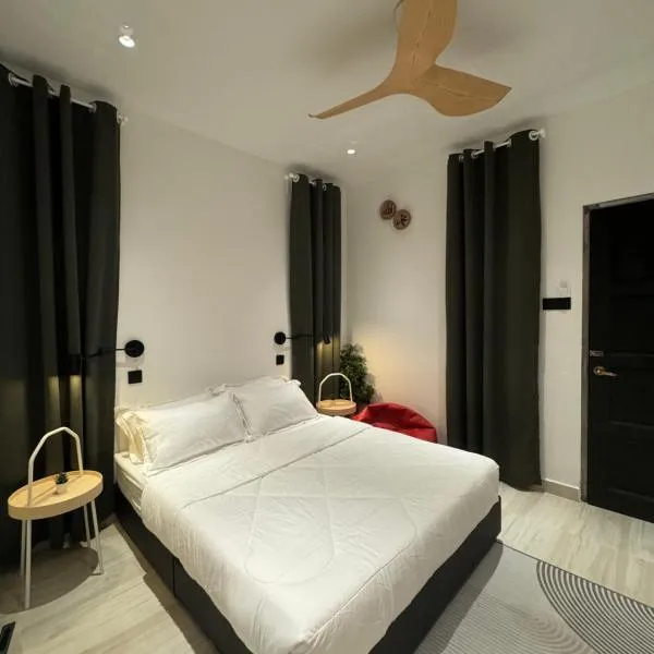 Cozy Scandinavi Guest room - Queen Bed, Free Netflix, Prime & Wi-Fi Near Bukit Mertajam, hotel v destinaci Kubang Semang