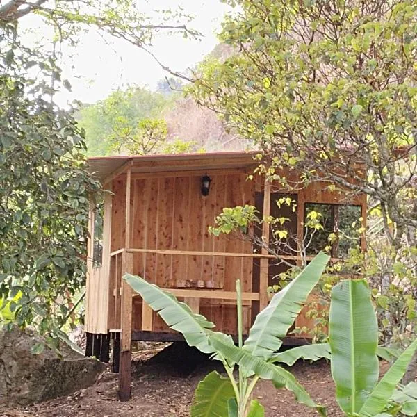 Macheta Climbing House, hotel in Machetá