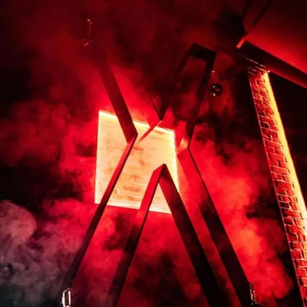 Loveroom Ô Diable Des Plaisirs, hotel v destinaci Tourcoing