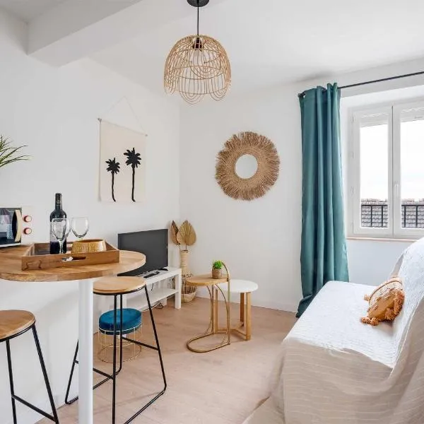 Le Tropical : T2 rénové Ambiance Cosy et Colorée, hotel v destinaci Mazamet