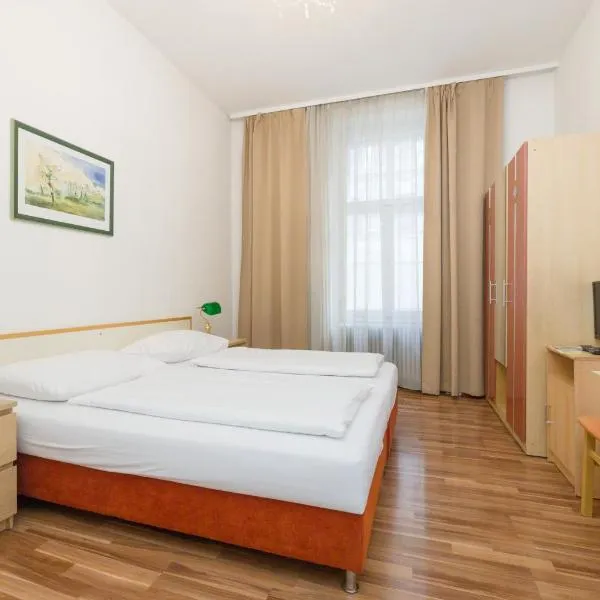 Pension Votiv, hotel ve Vídni