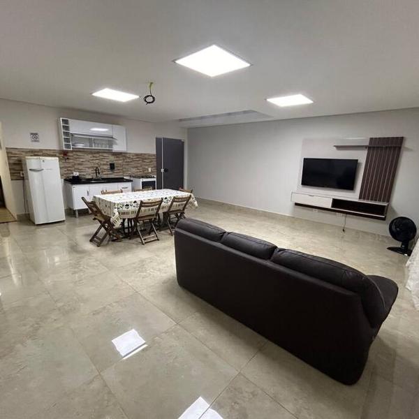 Oka Guaranis - casa aconchegante para grupos c ar condicionado e café da manhã