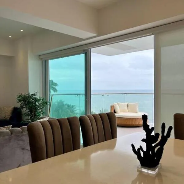 Apartamento en Resort Playa Azul, hotel sa Tonsupa