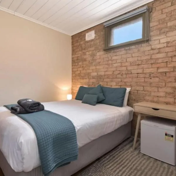 The Mess and Barracks, hotel v destinaci Ararat