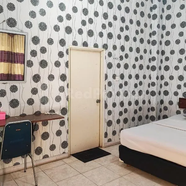 Viesnīca Hotel Jaya Wisata Syariah RedPartner pilsētā Sungaipenuh