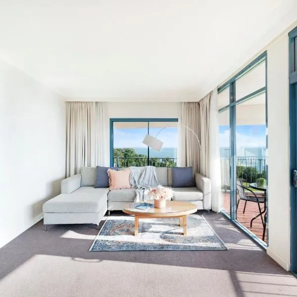 Oceanview Corner - Resort-like Living with Pool, מלון בדרווין