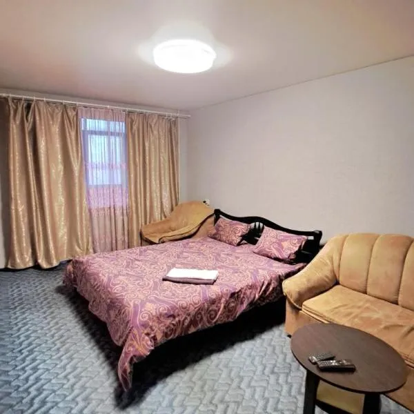 2-х комнатная Квартира возле Солнечной галлереи, hotel v destinaci Dolhincevo