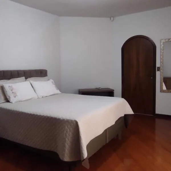 Suite FIRST CLASS - família, hotel v destinaci Ponta Grossa