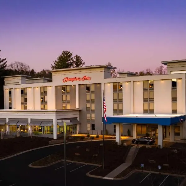 Hampton Inn Asheville-Tunnel Road, hotell i Asheville