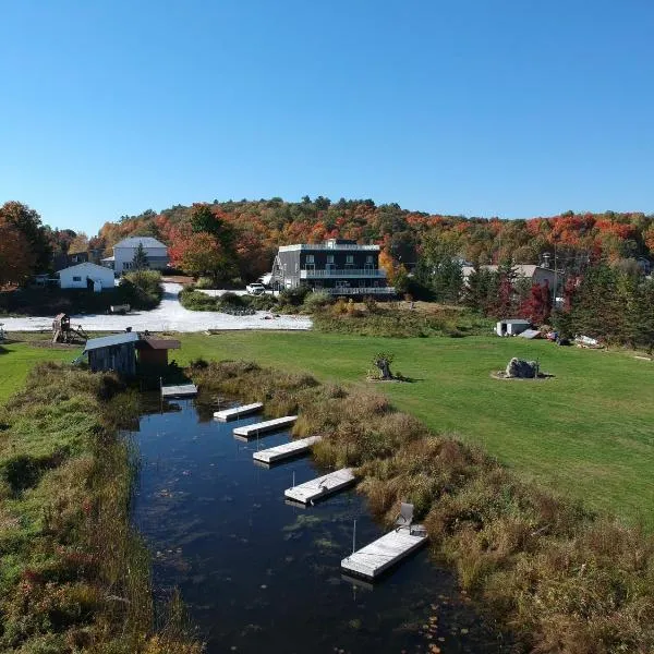 Low에 위치한 호텔 Resort Lac Ste-Marie