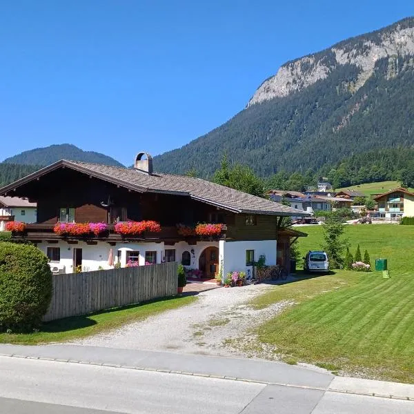 Haus Barbara, hotell i Söll