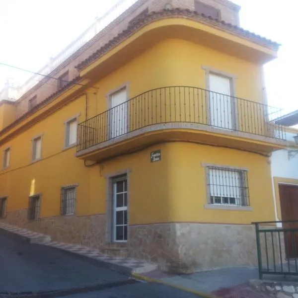 Hostal Adrian, hotel a Pizarra