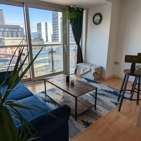 Excellent Leeds City Centre 1 Bedroom Apartment, hotel in Leeds