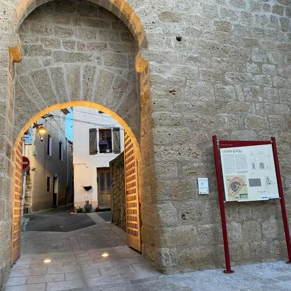 maison de village atypique, khách sạn ở Saint-Geniès-de-Fontedit