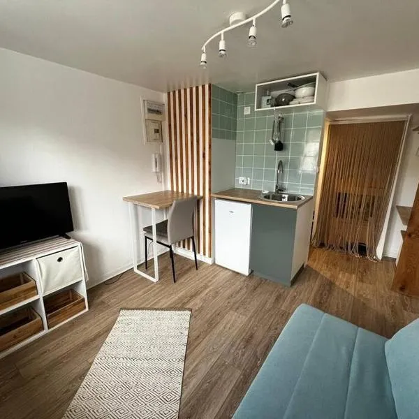 Studio proche du centre-ville, hotel em Arpajon