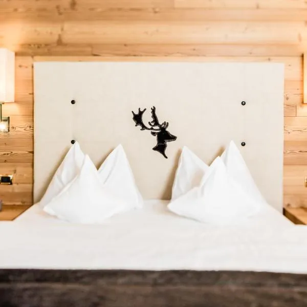 Hotel Dorfer Alpine&Charming, khách sạn ở Selva di Val Gardena