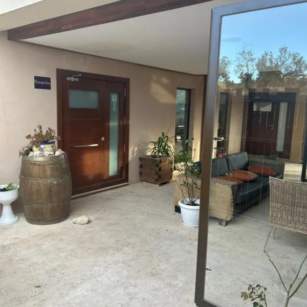 Hotel Makasa, hotel em Mogente