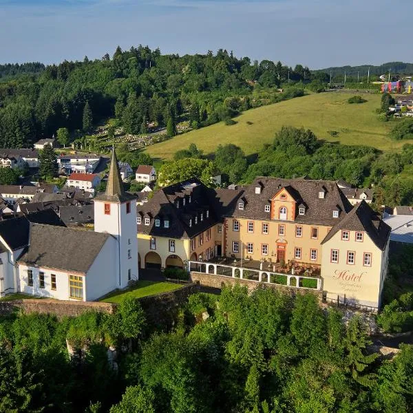 Schloßhotel Kurfürstliches Amtshaus Dauner Burg, hotel a Dreis-Brück