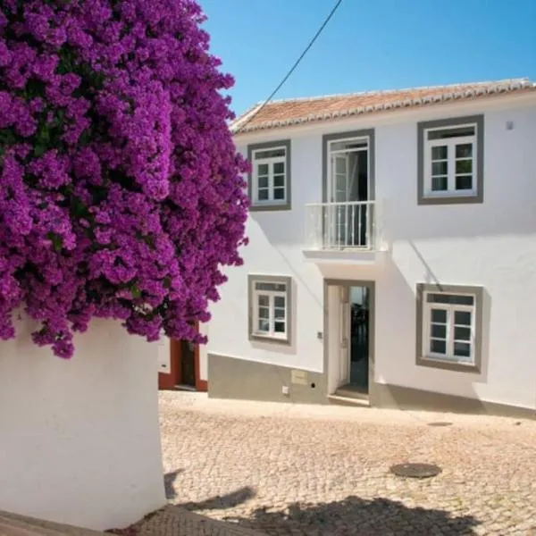 Stylish town house in Silves, hotel din Silves