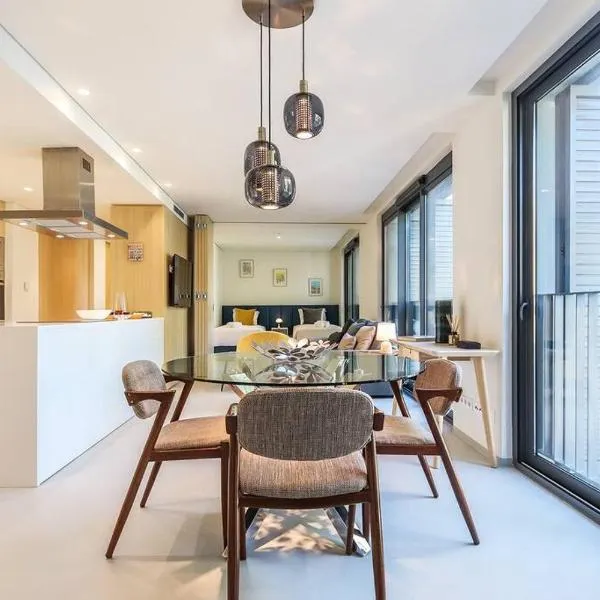 Marques Pombal Central 2 bed Apt AC Elevator