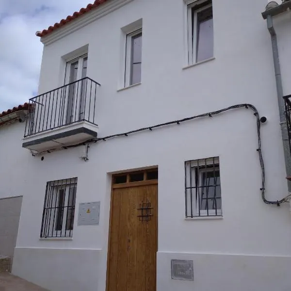 Casa Rural Sierra Guadalcanal, hotel v destinaci Guadalcanal