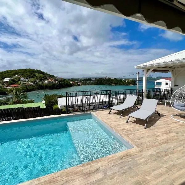Villa Swim, piscine, vue imprenable sur mer à 25 m, хотел в Льо Робер